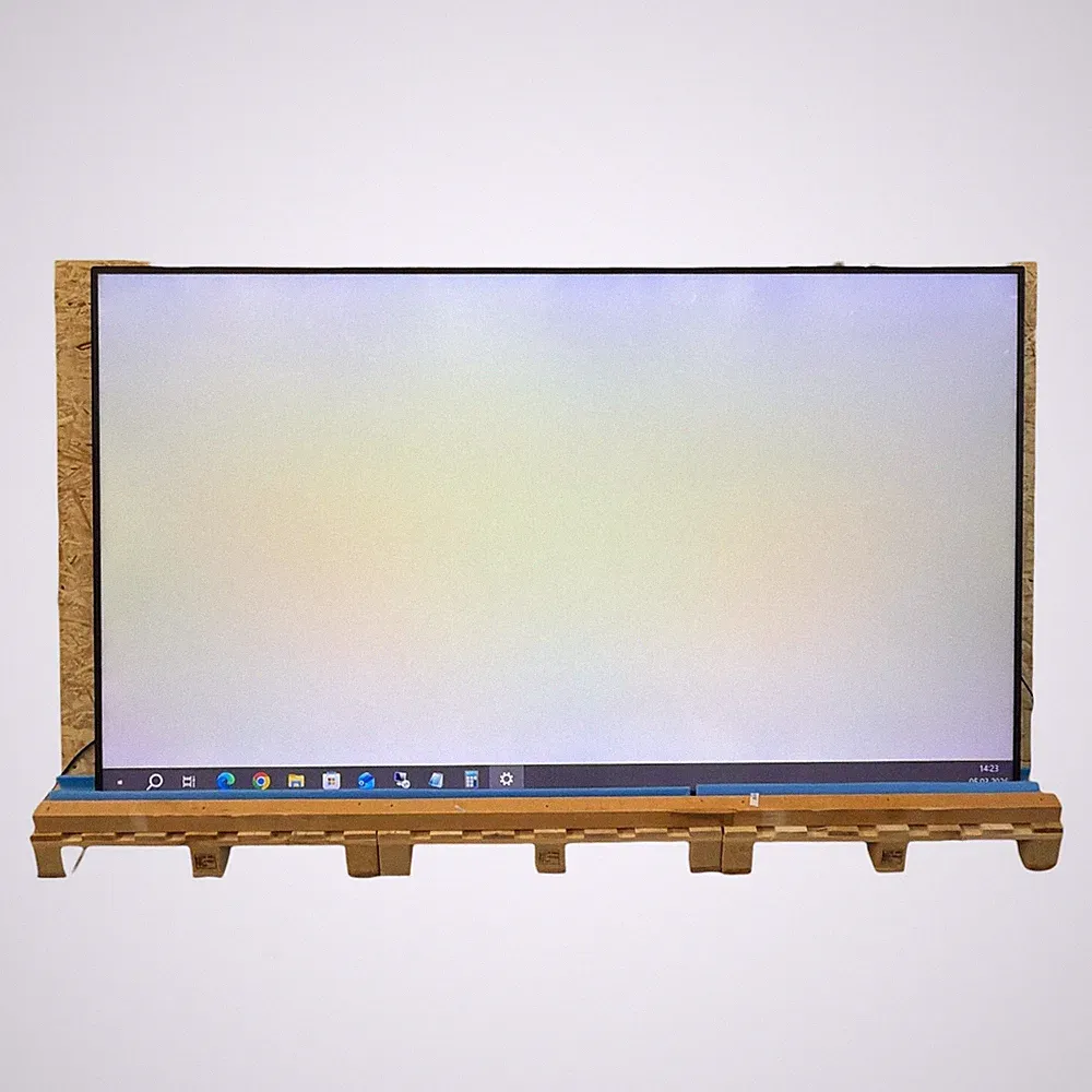 98" SAMSUNG QM98F Präsentatiosndisplay 24/7 4K UHD Digital Signage (helle Flecke