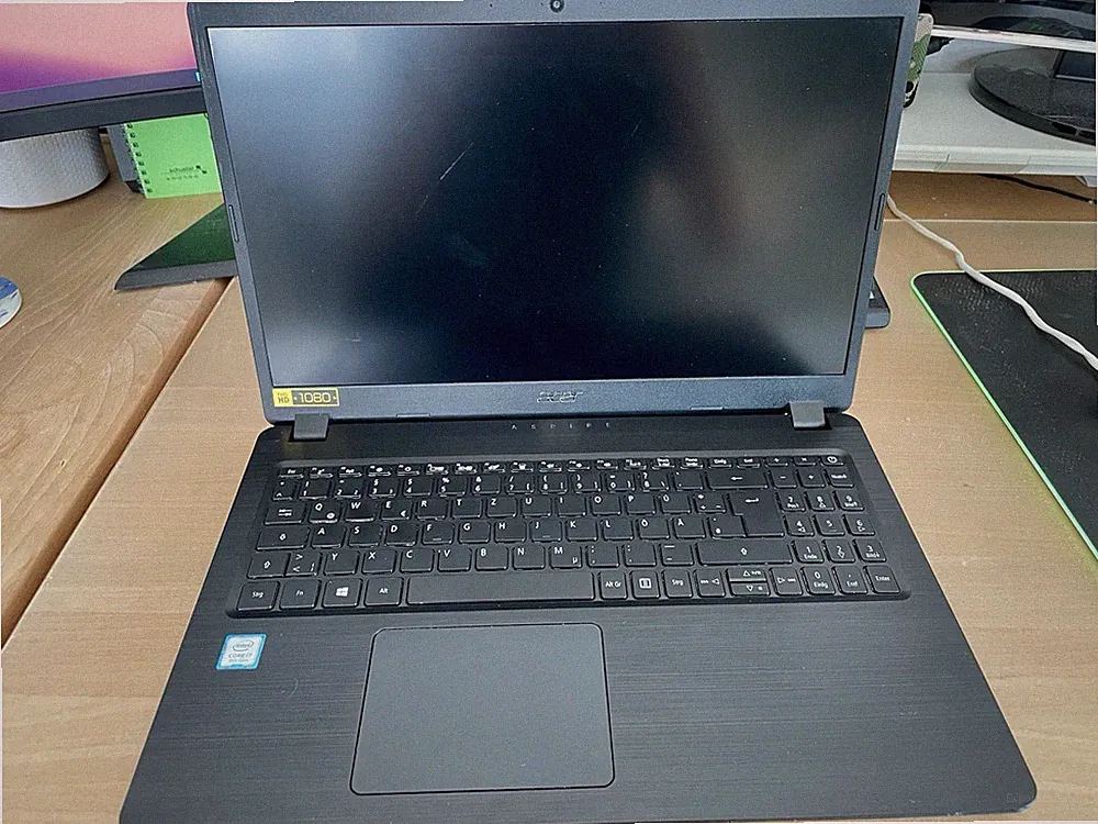 Acer Aspire 5 – i7 • 10GB RAM • NEW starke Batterie • Win 11 Pro • gebraucht
