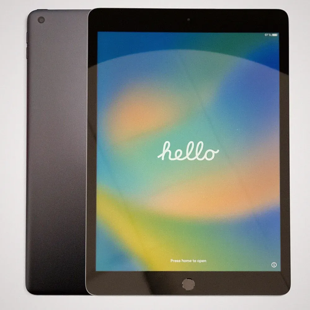 Apple iPad 8 Gen A2270 (2020) 32GB 10,2 Zoll Touch Wi-Fi WLAN Tablet Space Gray