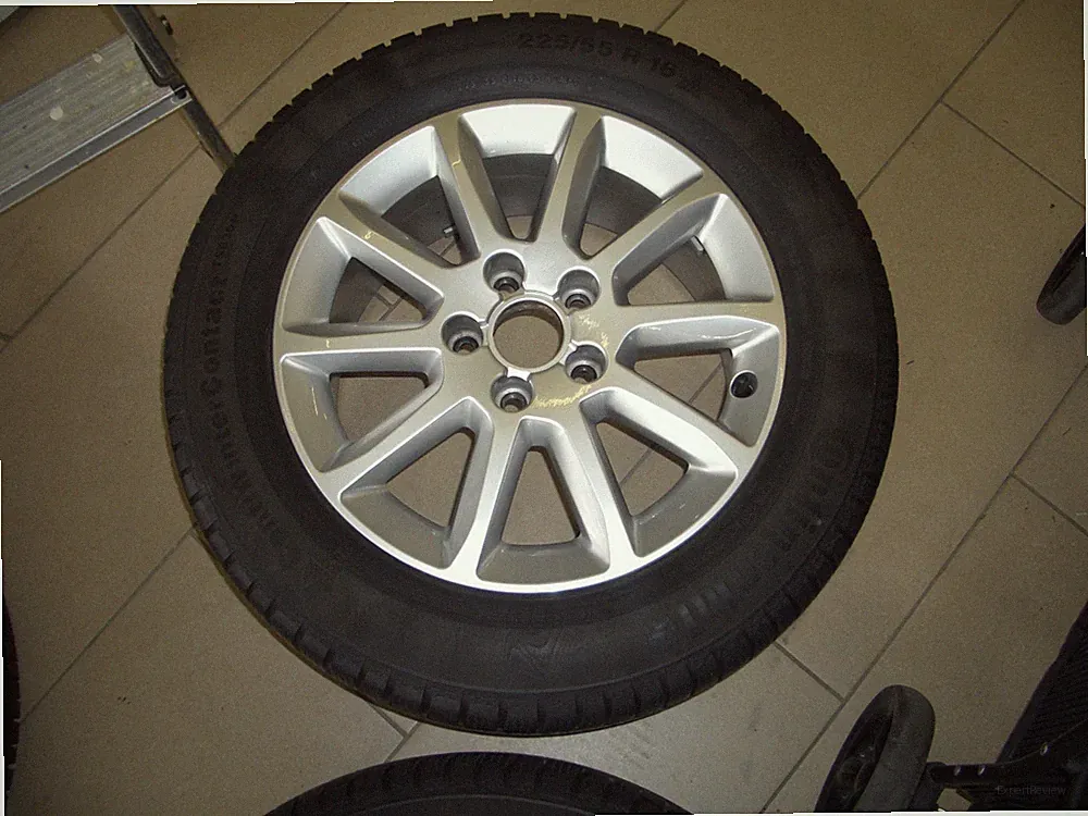 Audi A4 8K 16 Zoll Alufelgen Winterräder 8K0601025BD/ Conti 225/55R16 95H M+S