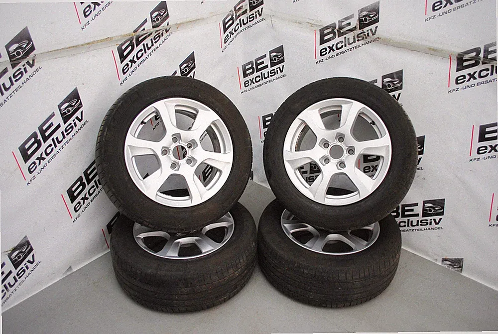 Audi A4 8K 16 Zoll Aufelgen Sommerreifen 225/55 Radsatz 7,5x16 ET45 8K0601025F