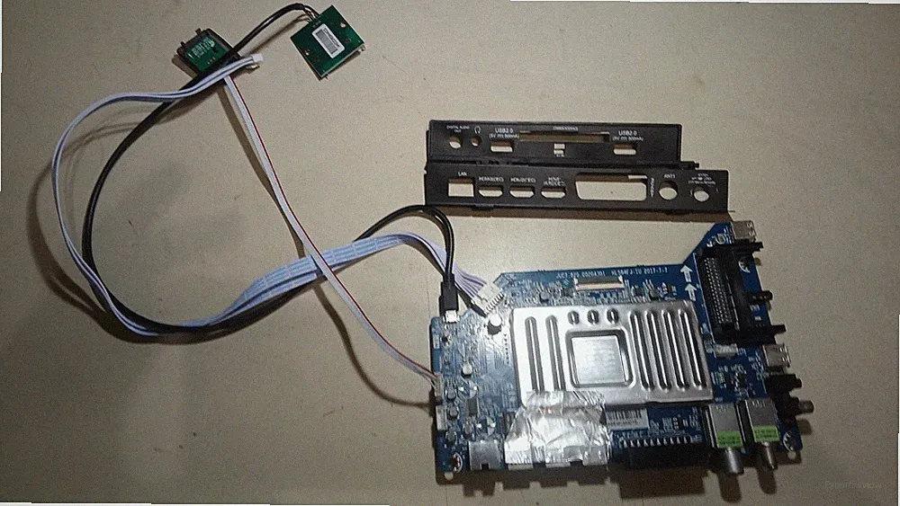 Changhong / Chiq 58 Zoll LED-TV /U58G5500 /Mainboard /Hauptplatine /Motherboard