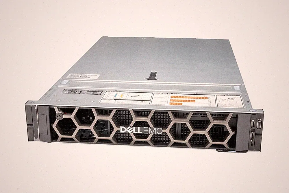 Dell PowerEdge R740, 2x Gold 6254 3.10GHz, 18-C, 32GB, 8x SFF, 2x Tesla M10/32GB
