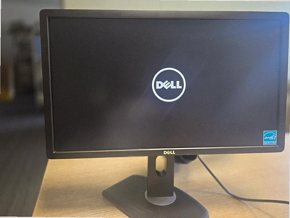 Dell Professional P2412Hb 61 cm (24 Zoll) 16:9 LED Monitor - Schwarz