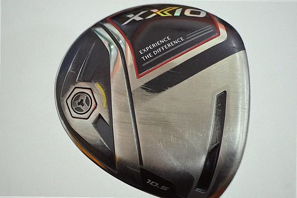 Dunlop XXIO ELEVEN rot 10,5° 45,75 Zoll Driver Rechtshänder MP1100 mit HC 7417