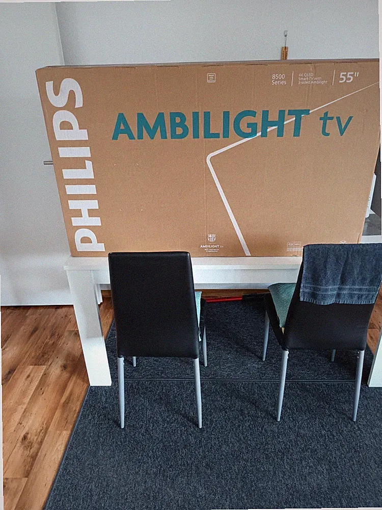 fernseher 55 zoll Philips Ambilight SchwarzZustand nagelneu Mit Garantie und R