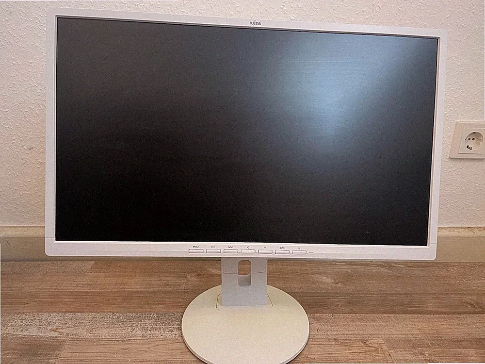 Fujitsu B24-8TE Pro 23,8" IPS Full HD DP/DVI/VGA USB Pivot Business Lautsprecher