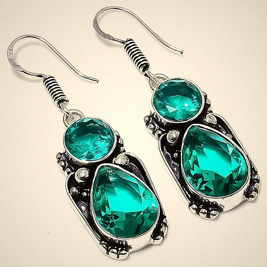 Grün Mint Turmalin Edelstein 925 Sterlingsilber Schmuck Ohrring Größe 1,75 Zoll