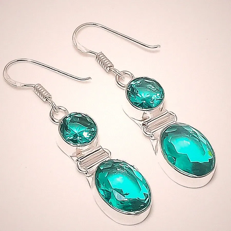 Grün Mint Turmalin Edelstein 925 Sterlingsilber Schmuck Ohrring Größe 1,75 Zoll