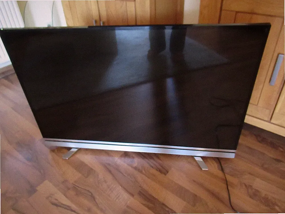Grundig Fernseher 49", sehr guter Zustand