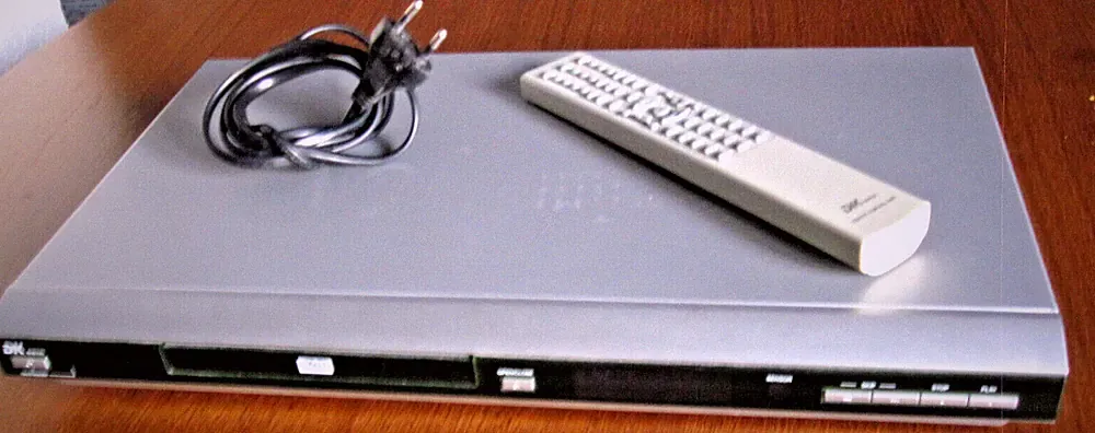 Haushalt TV DVD-Player DK- Modell Compact 1050 - geeignet für Premiere HD