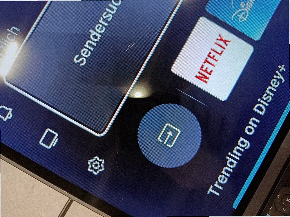 Hisense 32A49K 32" HD Ready Smart TV – Gebraucht