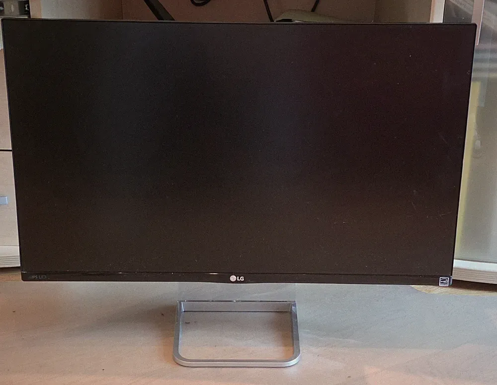 LG 27 MP 77 HM-P Monitor - Guter Zustand