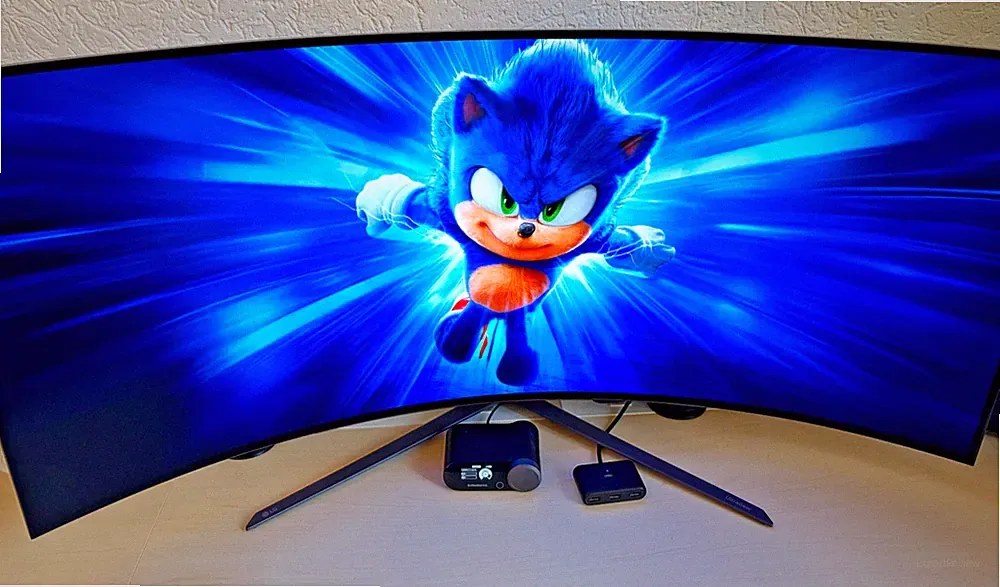 LG 45 Zoll OLED Curved Gaming Monitor 45GR95QE, 240Hz, WQHD Auflösung