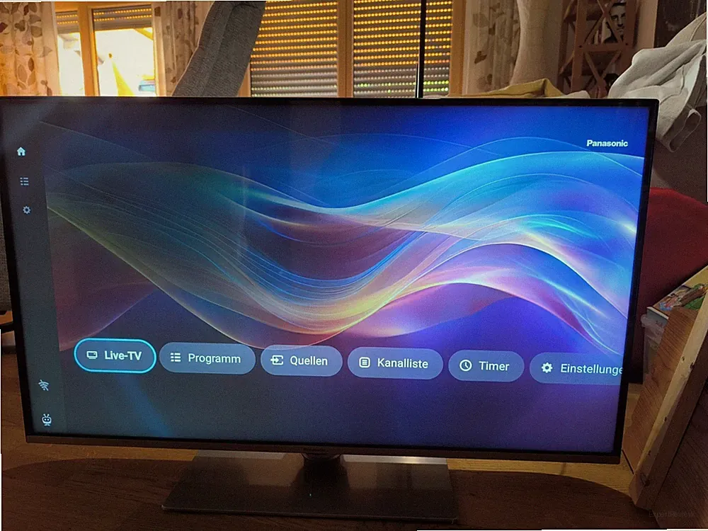 Panasonic TB-43W63AE8 43 Zoll LED 4K Smart TV DVB-S2/T/C HDMI Schwarz