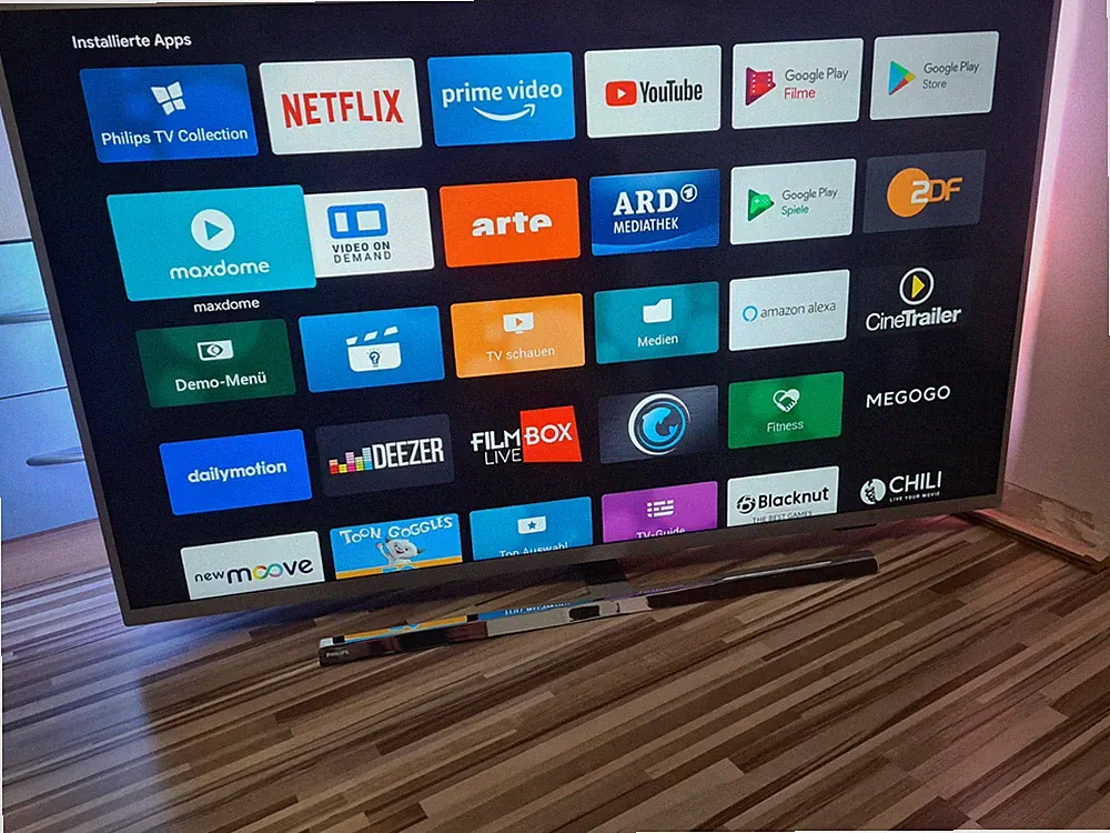 Philips 43PUS7394/12 4K UHD LED Android-Fernseher mit 3-seitigem Ambilight