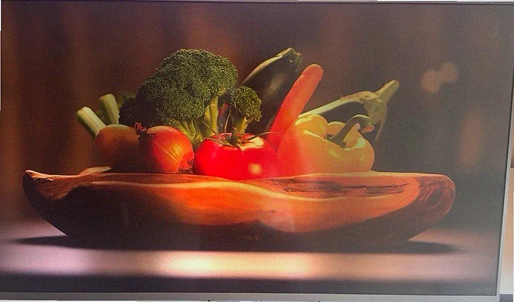 Philips 49PUS7101/12 – 49” 4K UHD LED TV mit 3-seitigem Ambilight
