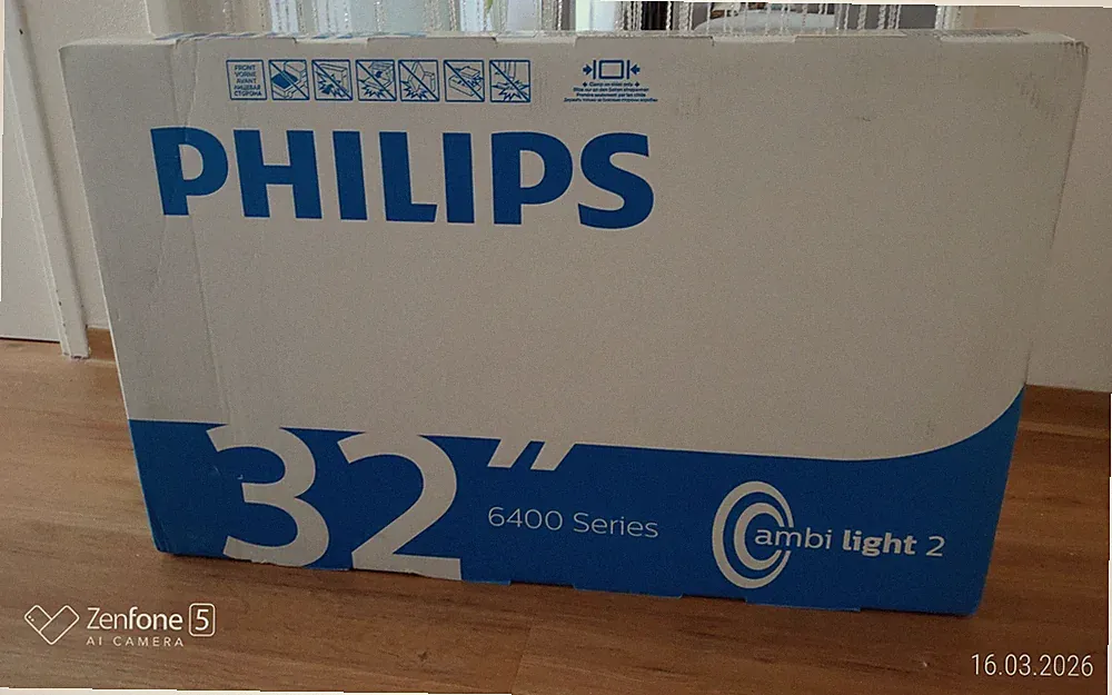 PHILIPS Fernseher 32PFS6402/12, 32 Zoll Full-HD-LED Smart TV mit 2-seitigem...