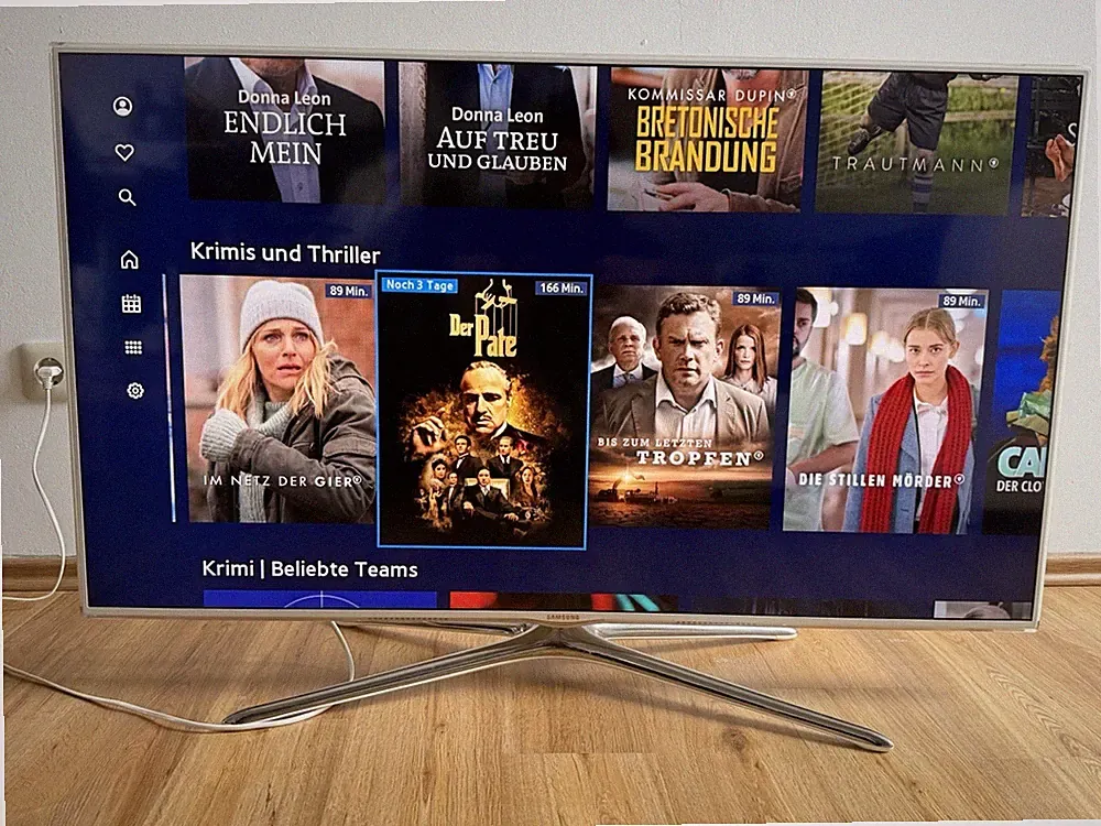 Samsung 46 Zoll LED Smart TV 1080p Smart Hub Sprachinteraktion 3D DVB-S/C