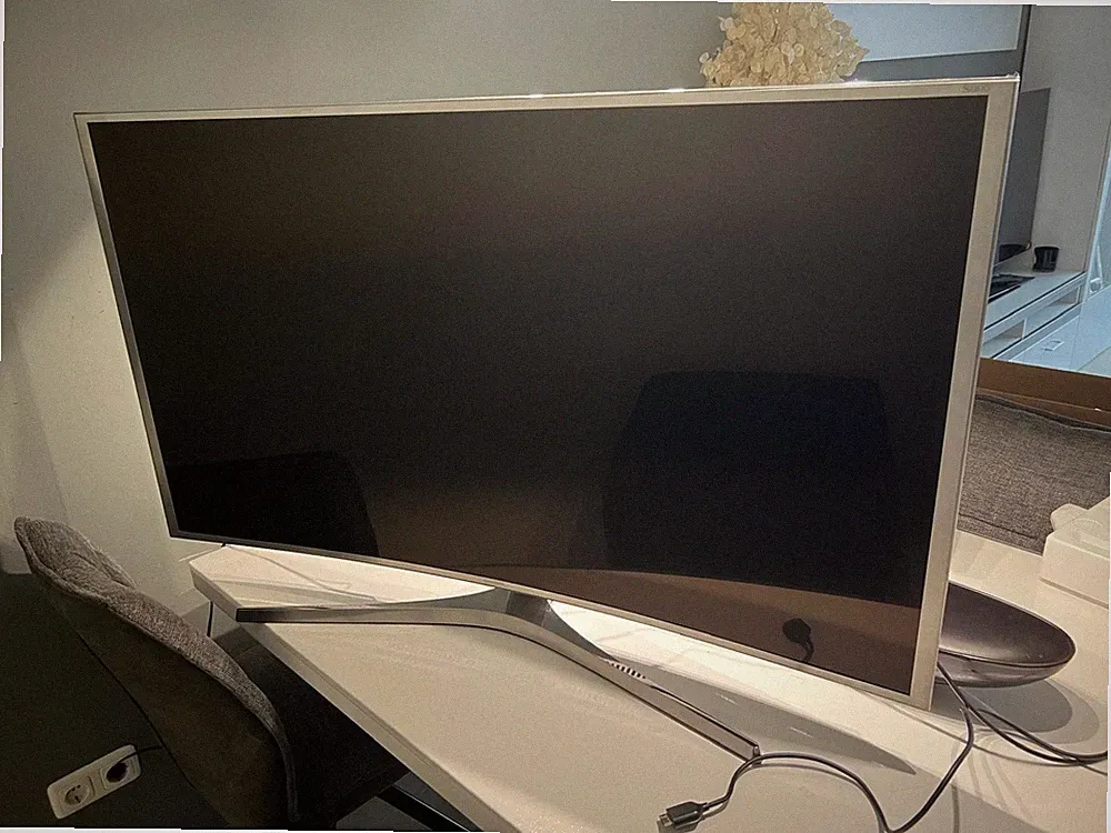 Samsung 48" Curved 4K TV – JS9000 Serie – One Connect Box – Gebraucht