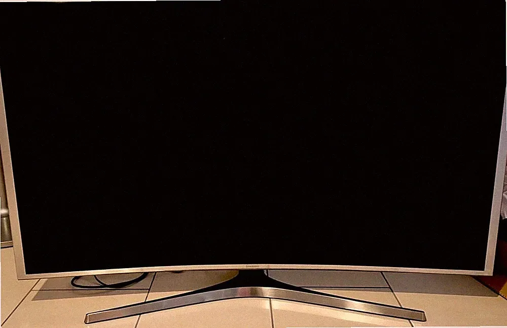 Samsung Fernseher (Curved) UE 48 JS 9090 QXZG (4k) Silber, 48 Zoll