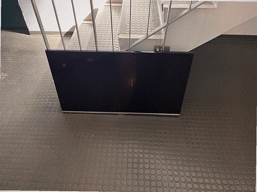 Samsung Full HD TV (UE40J5150AS), gebraucht ohne Standfuß