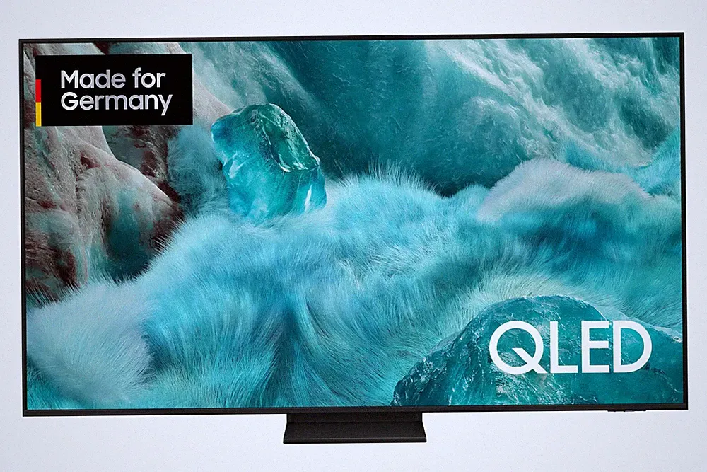 Samsung GQ75Q7F5AU QLED 190,5 cm (75 Zoll) Fernseher 4K Ultra HD VESA 400 x 400