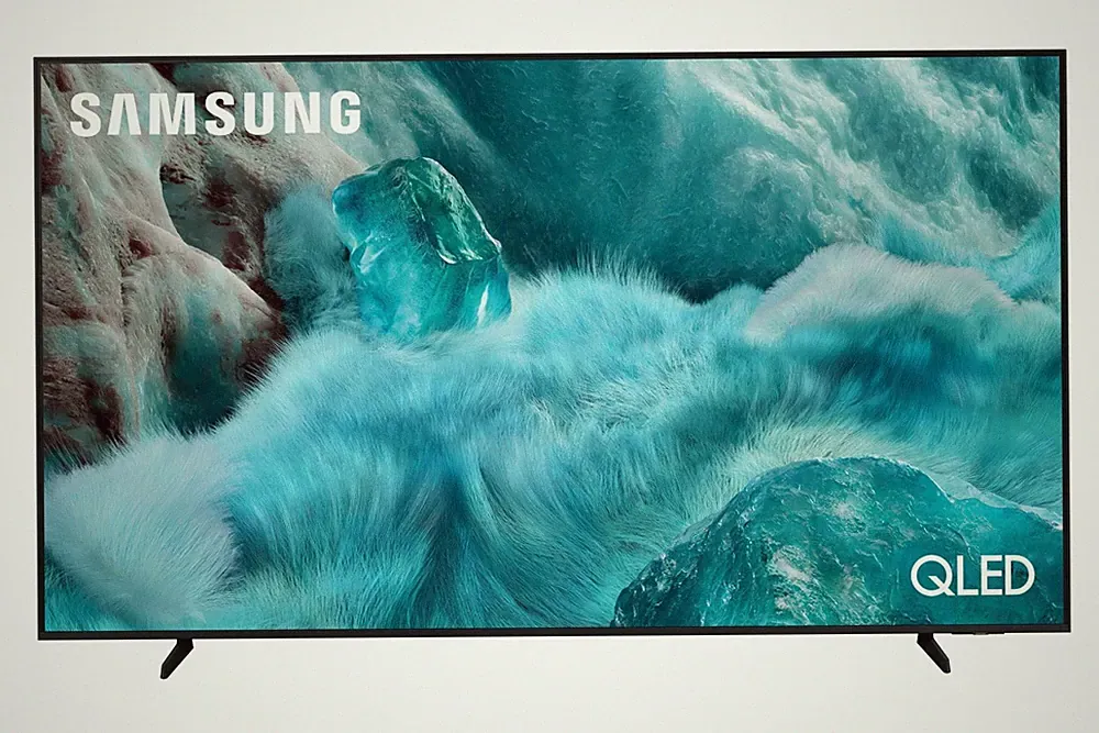 Samsung Q7F 65 Zoll QLED Smart TV Q65Q7FAA (2025) - NEU