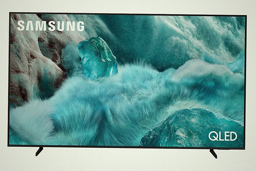 Samsung Q7F 85 Zoll QLED Smart TV Q85Q7FAA (2025) - NEU