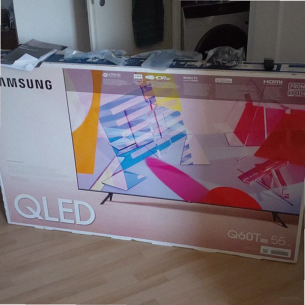 Samsung QLED Smart TV Q60T 55 Zoll (138 cm) 4K 2160p mit HDMI