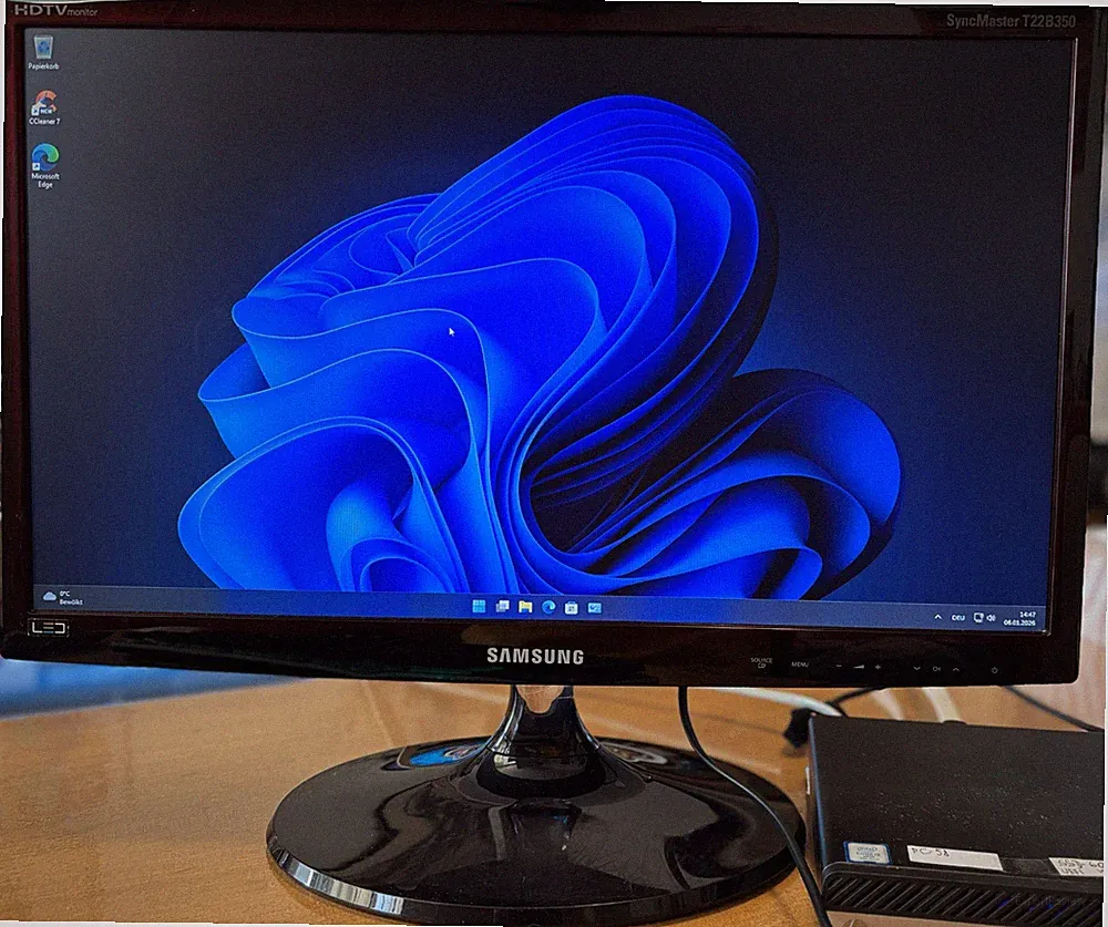 Samsung T22B350EW | Full HD TV-Monitor 21,5" | mit Netzkabel