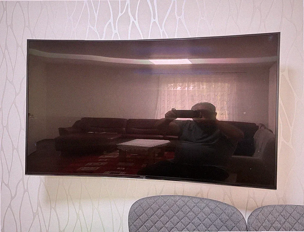 Samsung The Frame 55 Zoll LED TV 1080p FHD Curved Flachbild schwarz