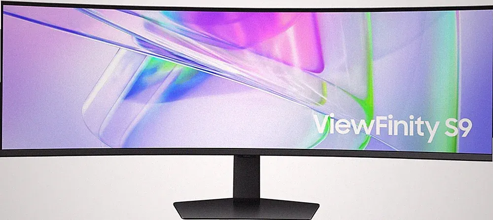 Samsung ViewFinity S9 S95UC 49" DQHD Curved 120Hz USB-C 90W LS49C950UAUXEN