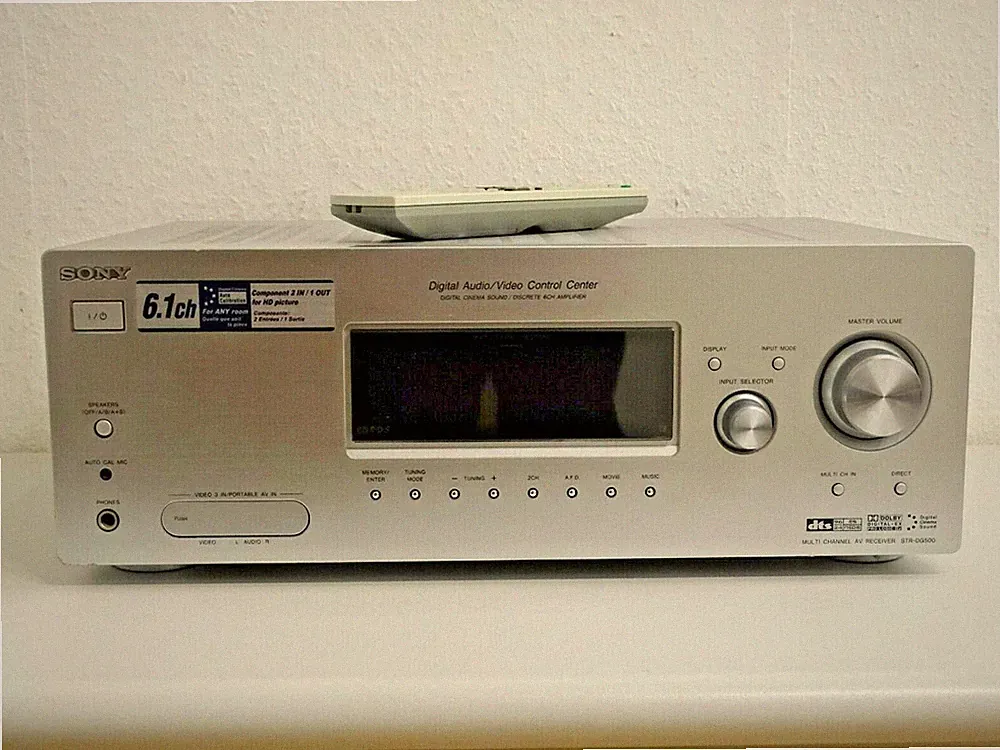 Sony STR-DG500 6.1 AV-Receiver in Silber inkl. FB, 2 Jahre Garantie