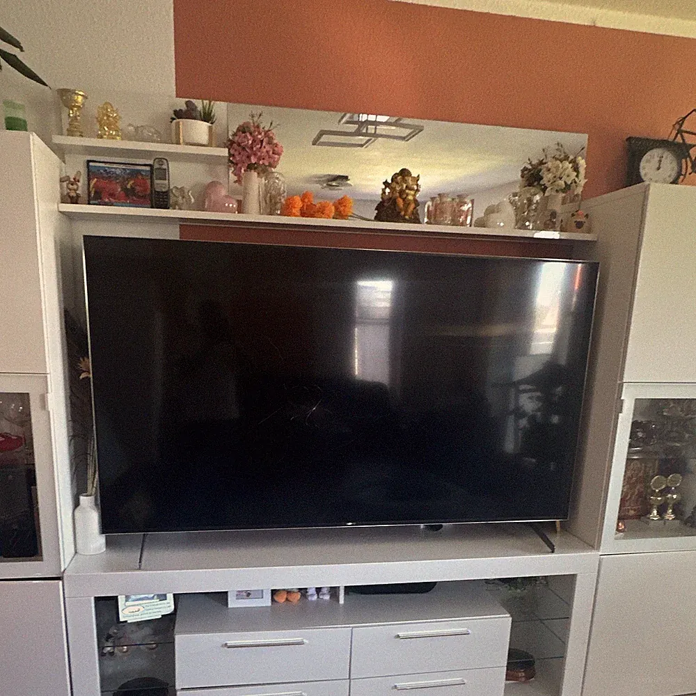 Sony XR75X92JAEP 75 Zoll LCD TV 1080p FHD Schwarz display defekt.