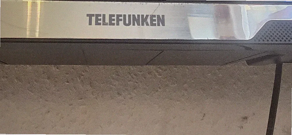 TELEFUNKEN XU550D401 49 Zoll LED 4K (2160p) Smart TV WLAN USB Recording defekt