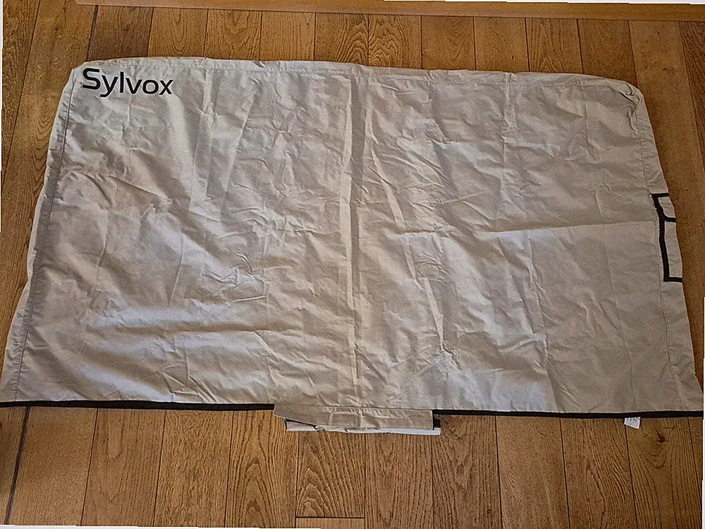 Verkaufe 75 Zoll Sylvox TV-Abdeckung unbenutzt mit Tasche
