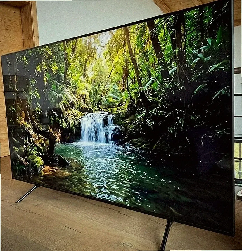 WM-KRACHER! Samsung Premium 82" QLED TV JETZT NUR 598€!